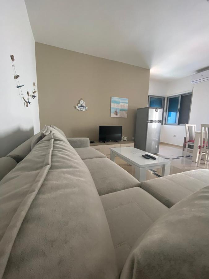 Jasmine Apartments Sarandë Exteriör bild