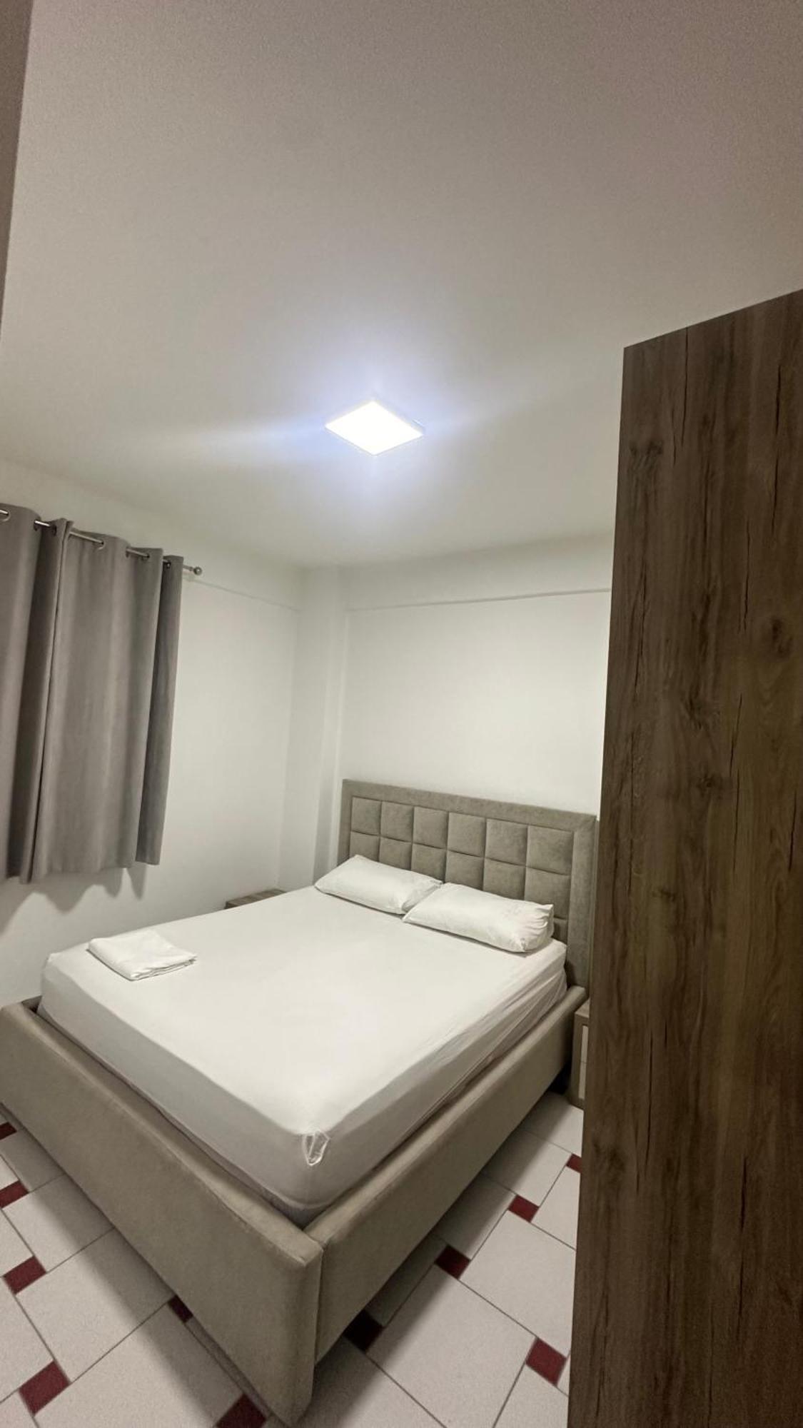Jasmine Apartments Sarandë Exteriör bild