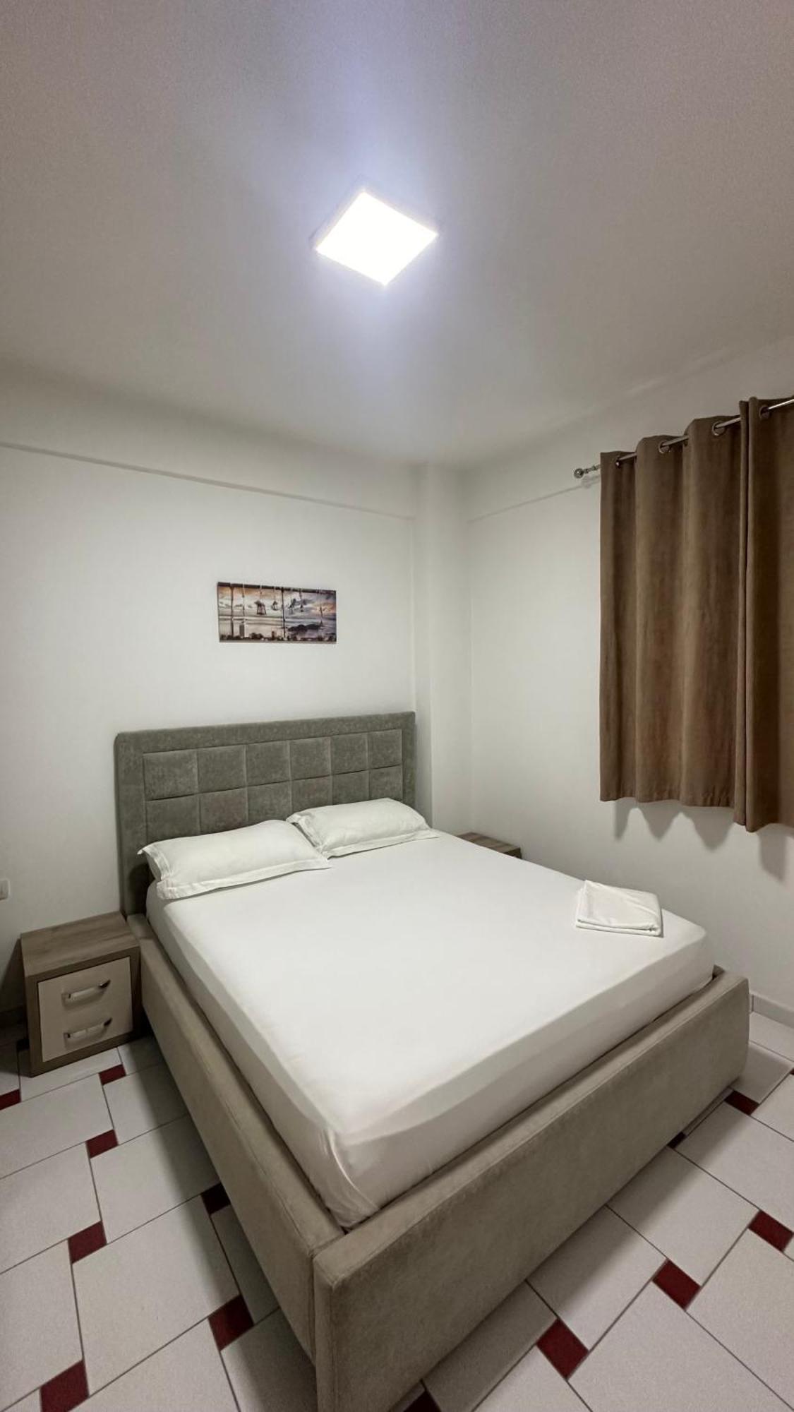 Jasmine Apartments Sarandë Exteriör bild