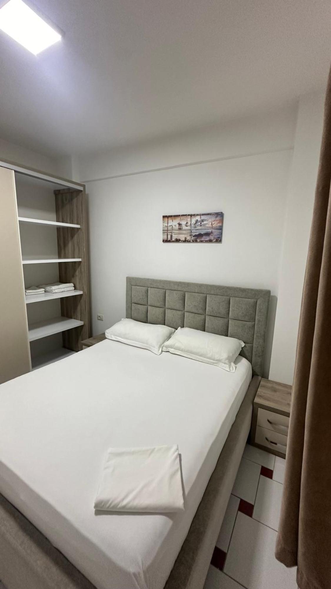 Jasmine Apartments Sarandë Exteriör bild